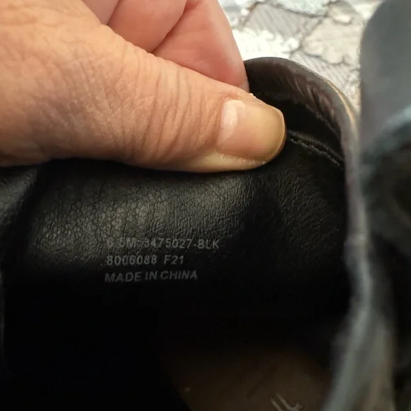 🖤 Frye Woman’s Black Lace-Up Combat Boots - Picture 6 of 8